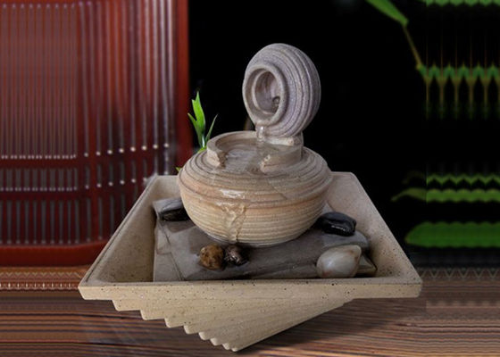 China De Watervaldecor van Polyresin van de tafelbladdecoratie Traditioneel Binnen leverancier