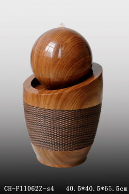 Het Effect van de bal Houten Rotan Waterfontein leverancier